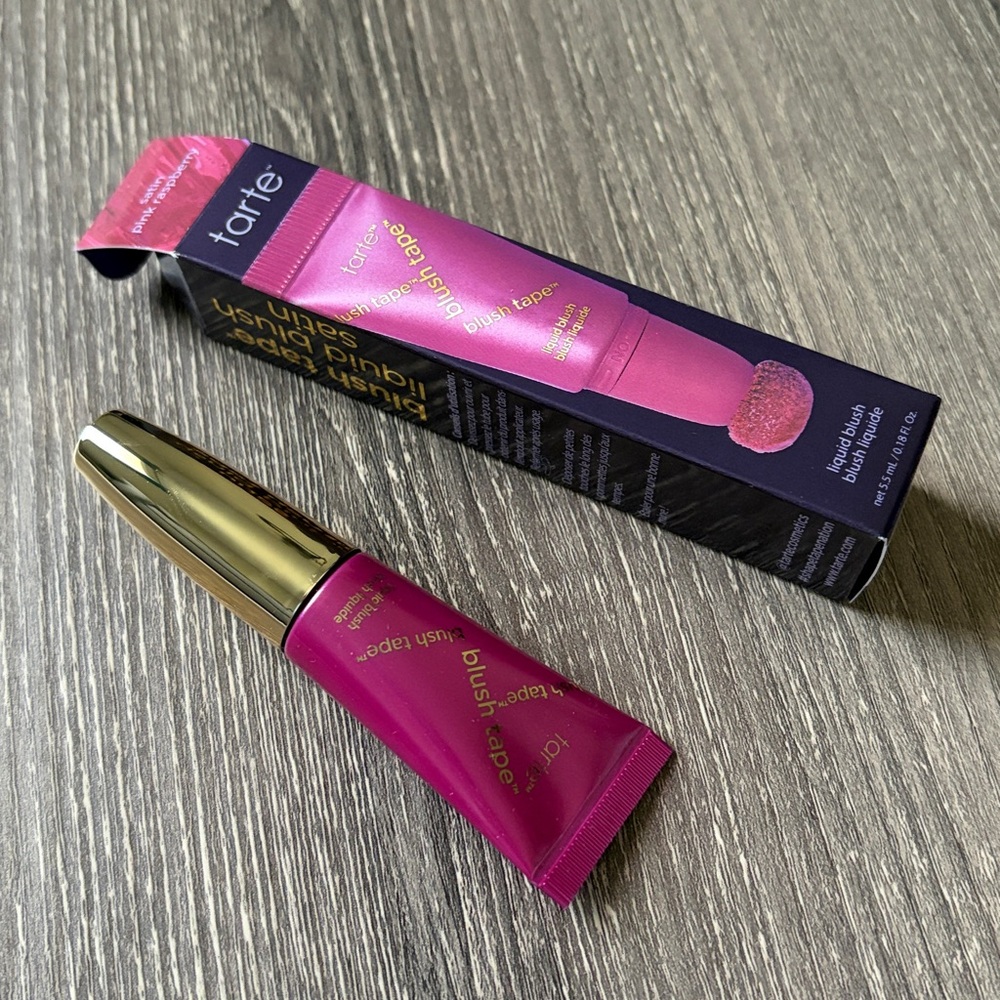 ❤️$12 NWT Tarte Blush Tape Liquid Blush in Satin Pink Raspberry